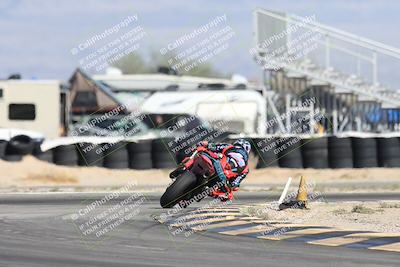 media/Nov-16-2025-Race Pace (Sun) [[8c5fa54630]]/Non Verified Riders (1st 20 Minutes)/4-Turn 16 (1116am)/